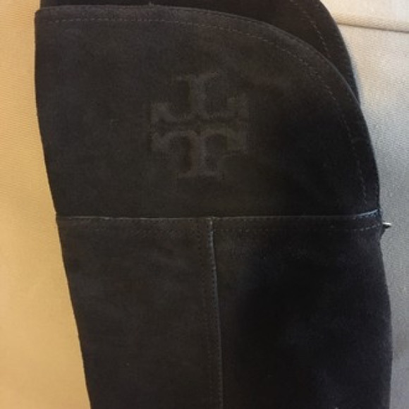 Tory Burch suede Simone boot - Picture 2 of 5